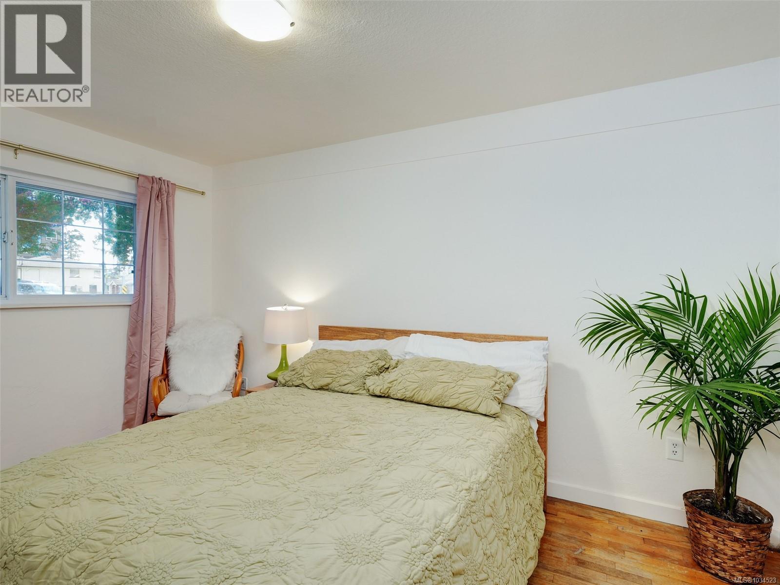 960 Selkirk Ave - 10
