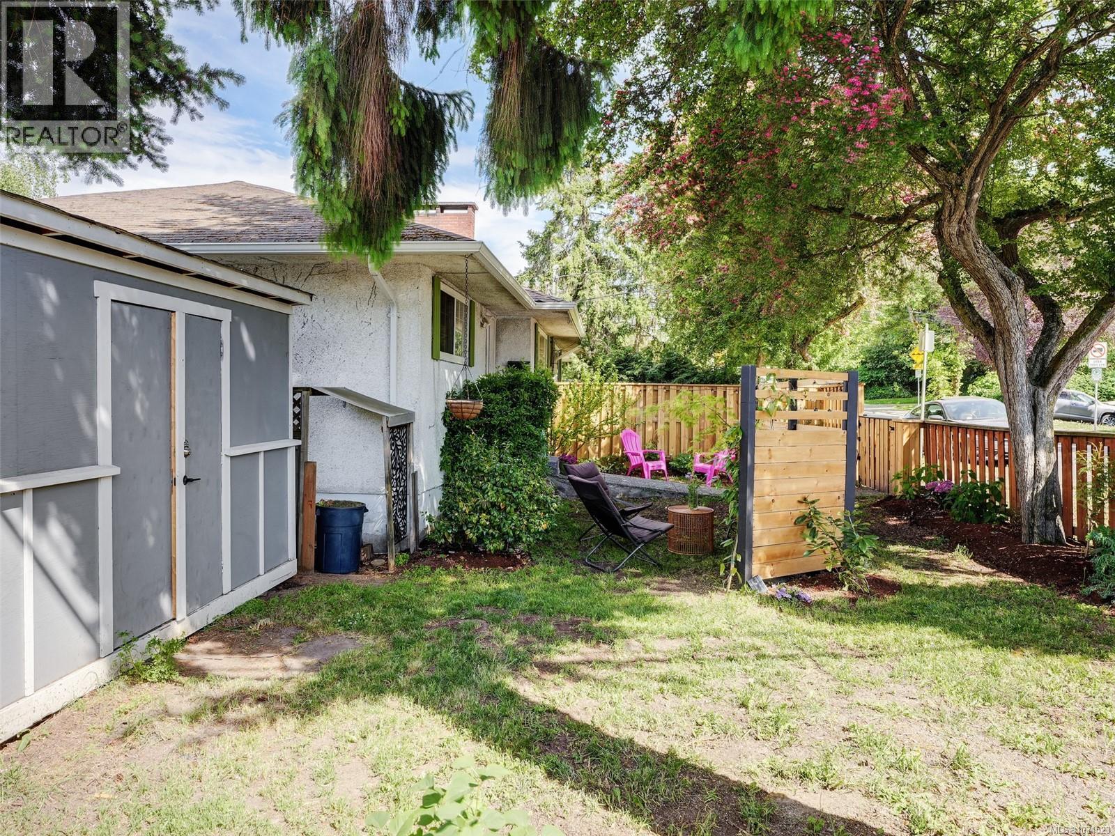 960 Selkirk Ave - 20
