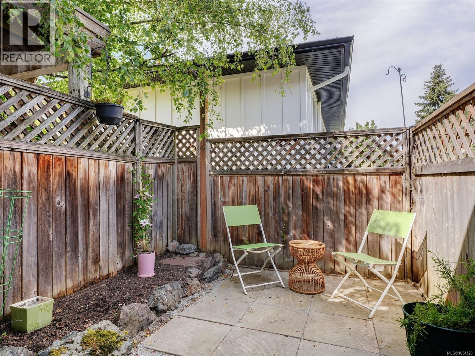 960 Selkirk Ave - 19