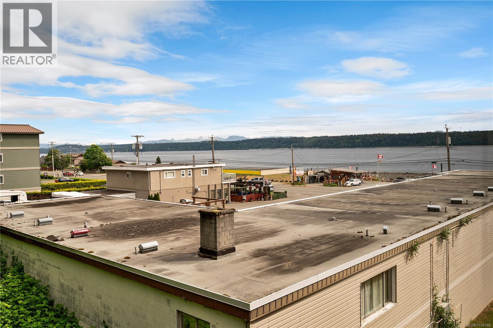 #31 940 Island Hwy S - 22