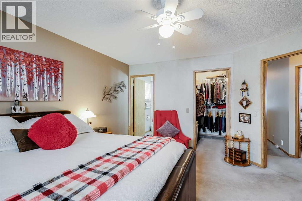 374 Martindale Boulevard NE - 13