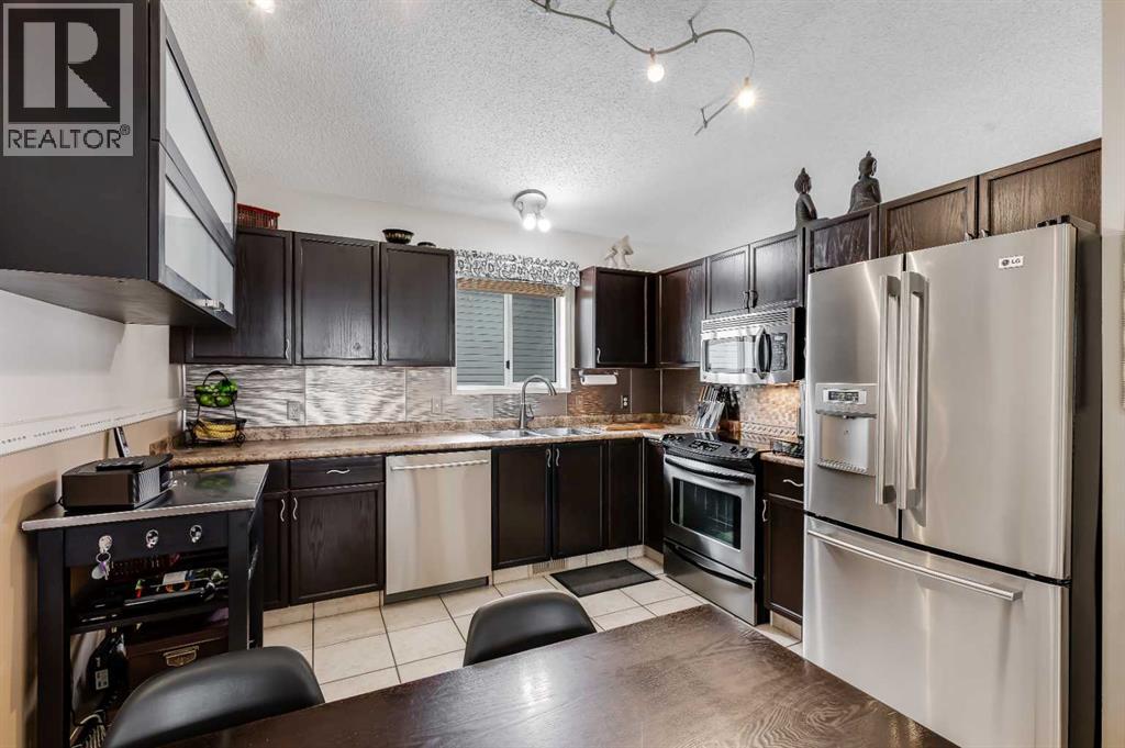 374 Martindale Boulevard NE - 8