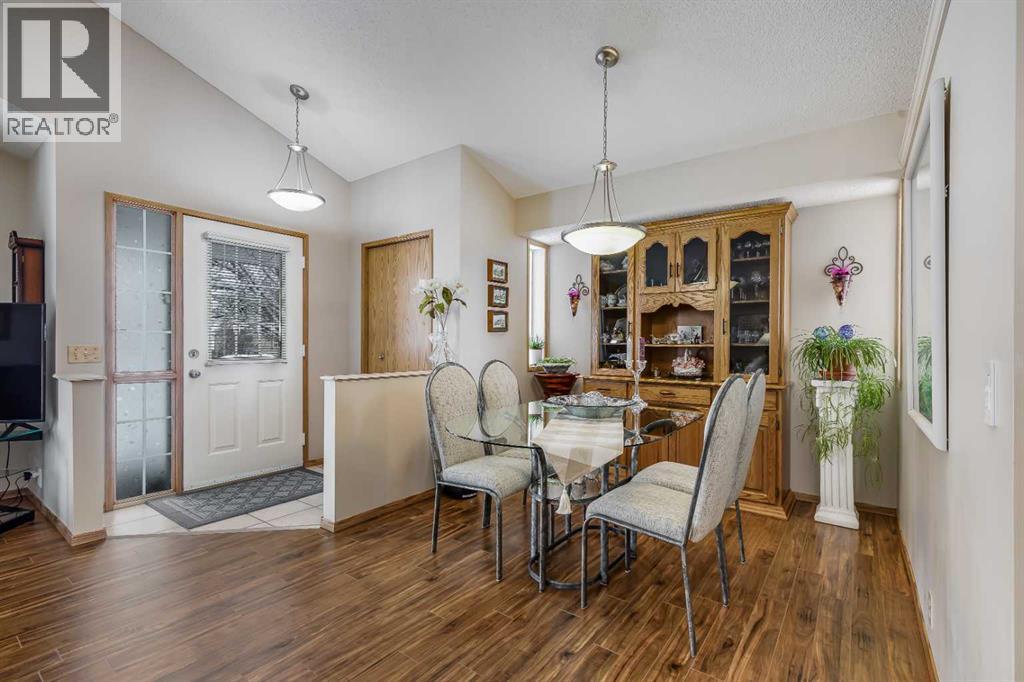 374 Martindale Boulevard NE - 6