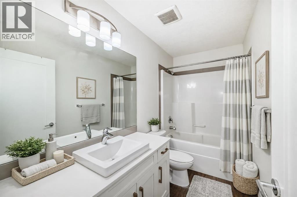 #211 10 Walgrove Walk SE - 13
