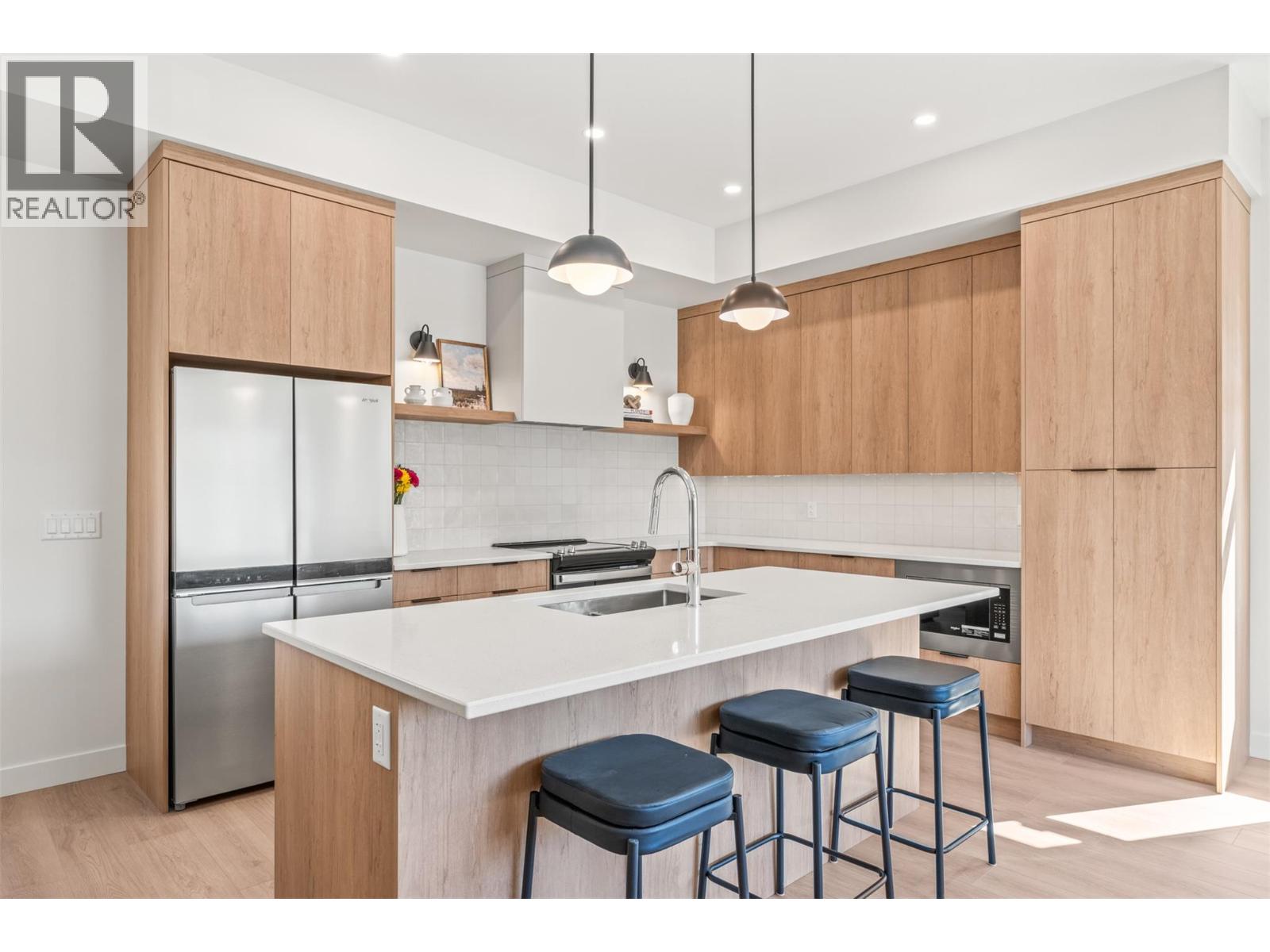 #5 4200 30 Street - 24