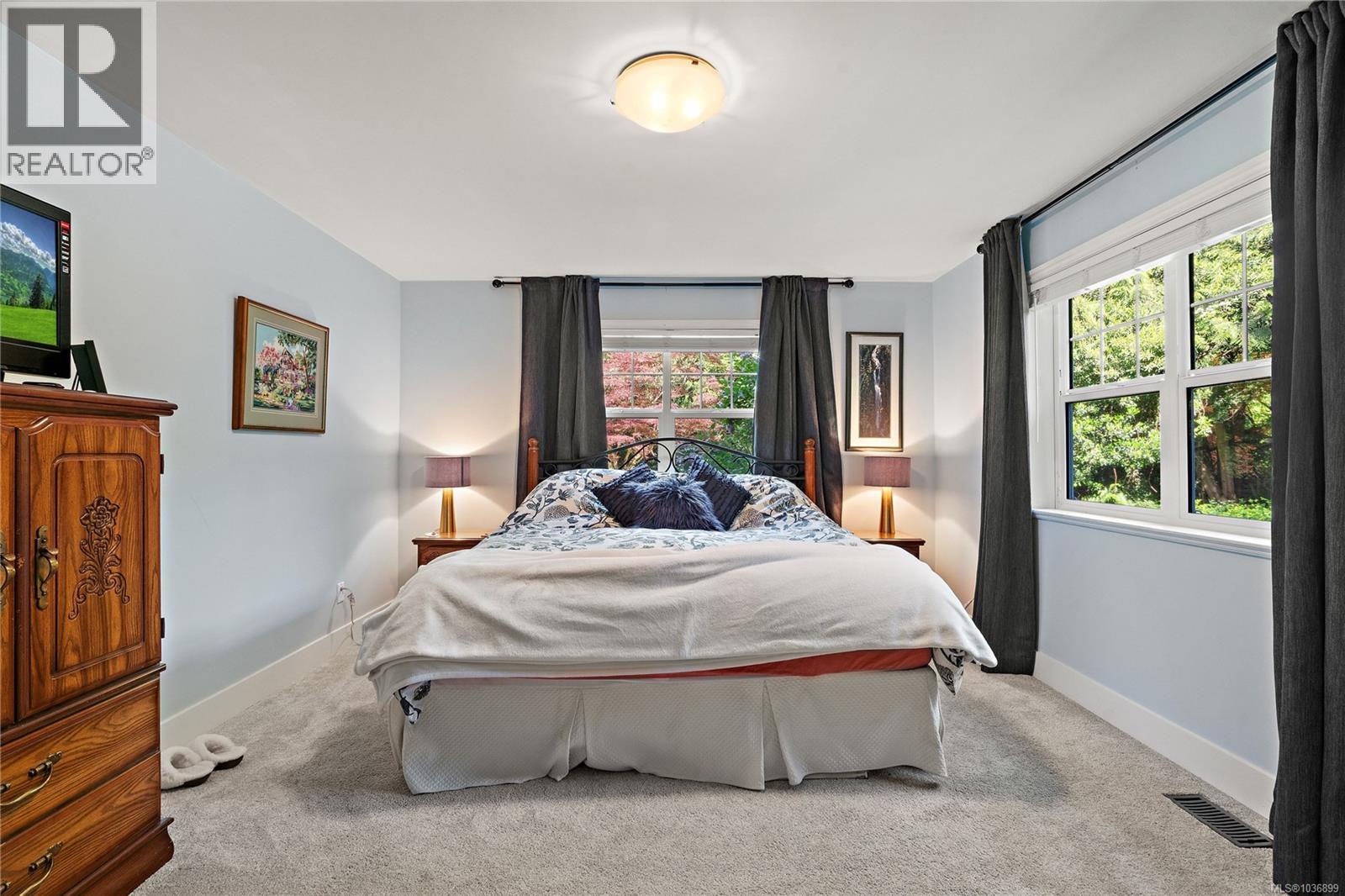 9228 Jura Rd - 33
