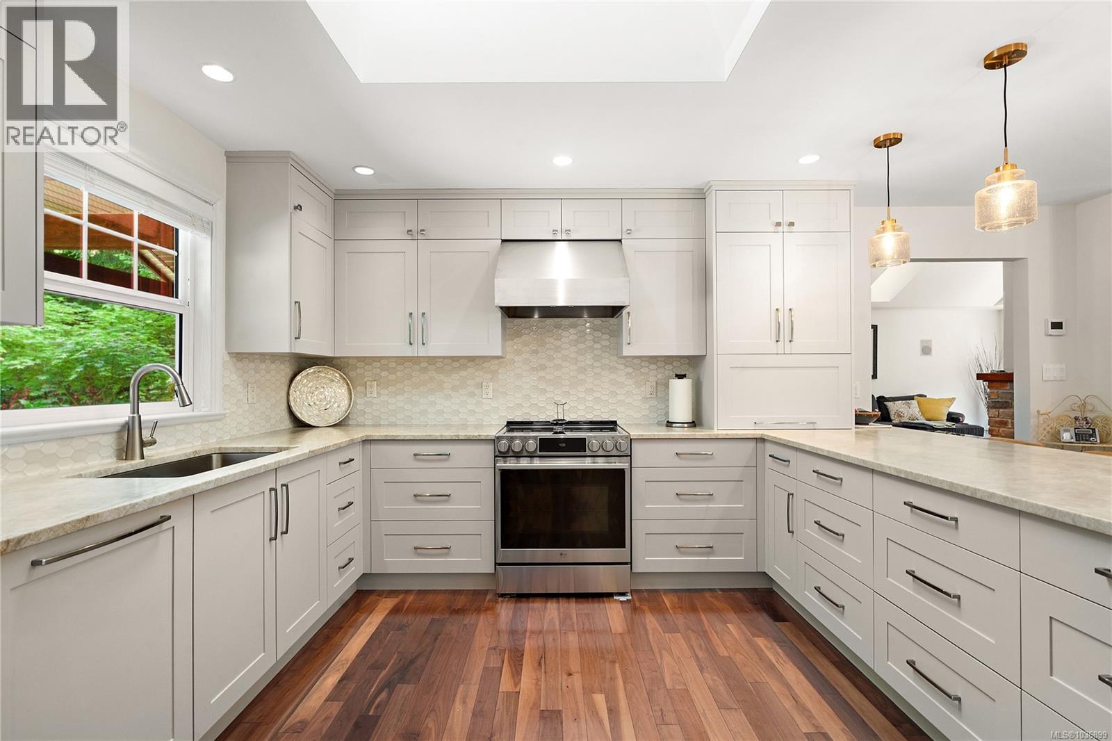 9228 Jura Rd - 4