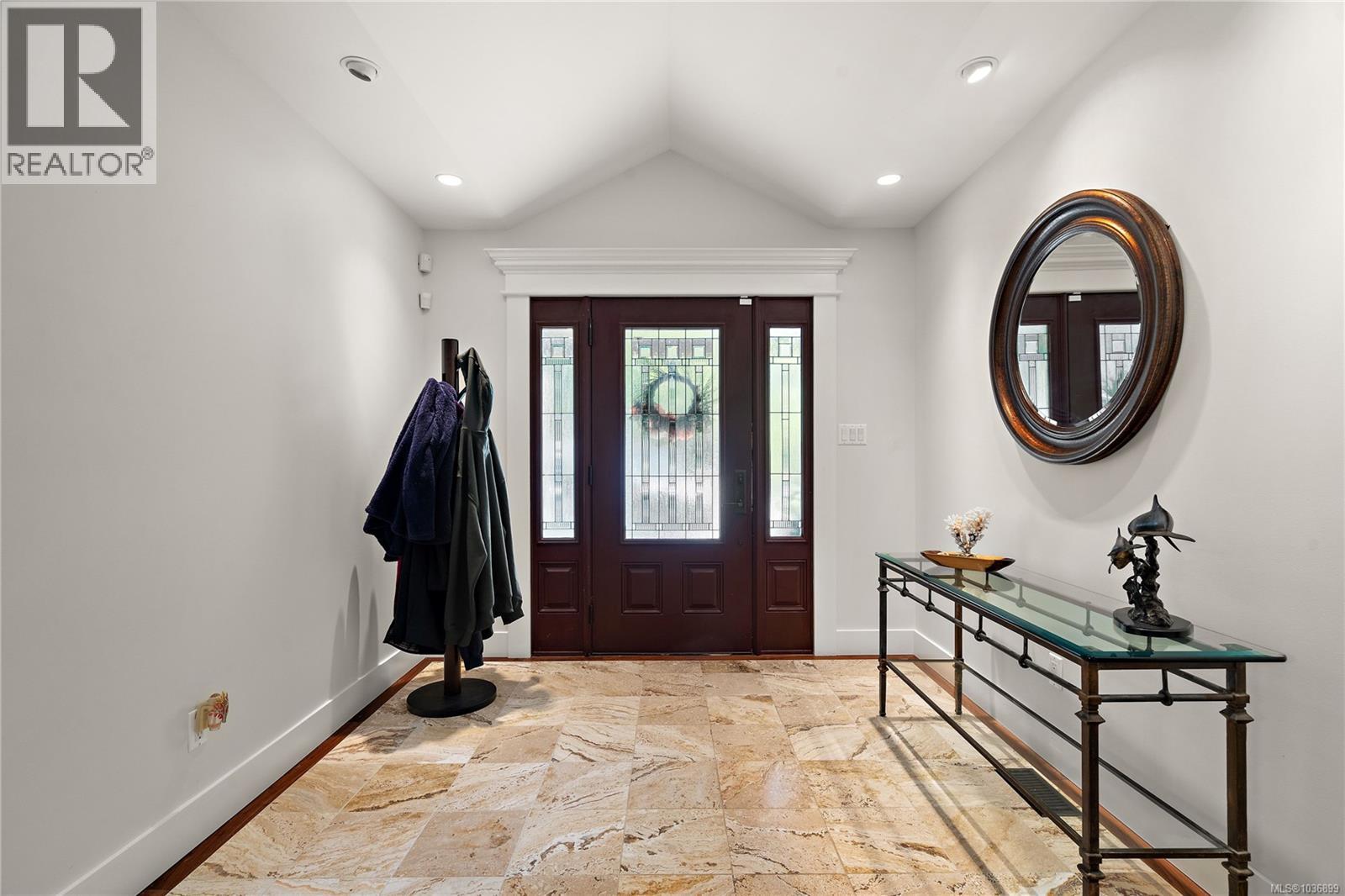 9228 Jura Rd - 7