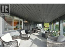 4926 Laurel Avenue, Sechelt, BC V7Z0B7 Photo 11