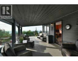 4926 Laurel Avenue, Sechelt, BC V7Z0B7 Photo 12