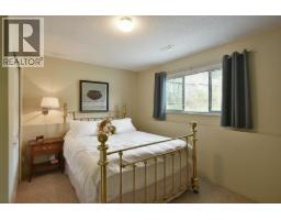 4926 Laurel Avenue, Sechelt, BC V7Z0B7 Photo 28