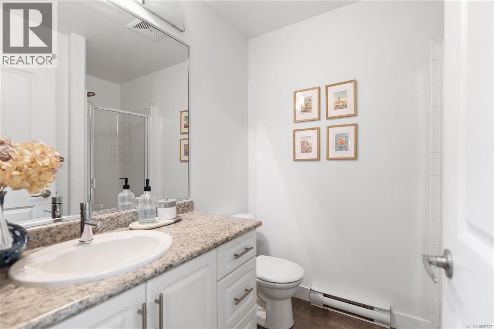 #216 938 Dunford Ave - 15