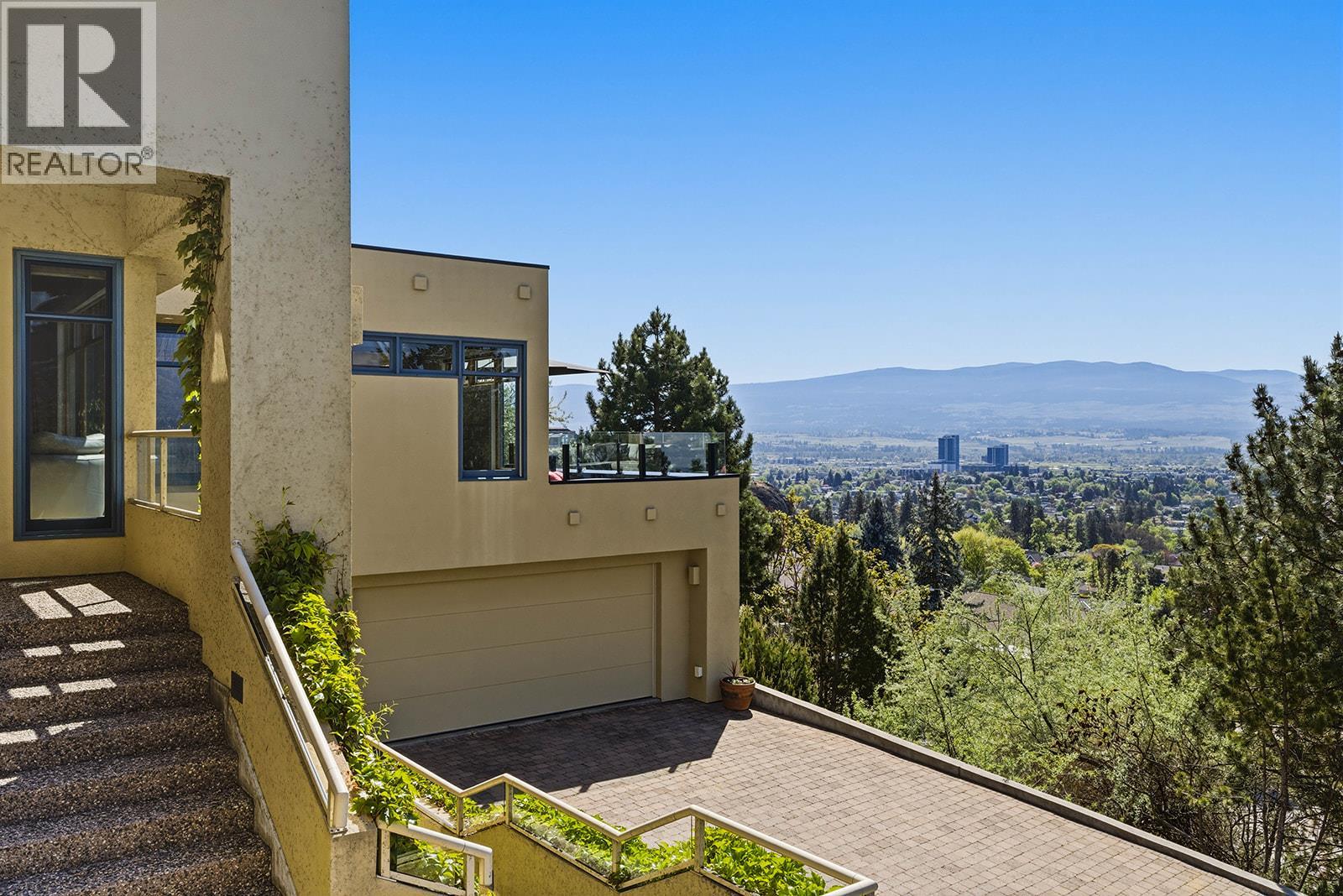  837 Mount Royal Drive, Kelowna
