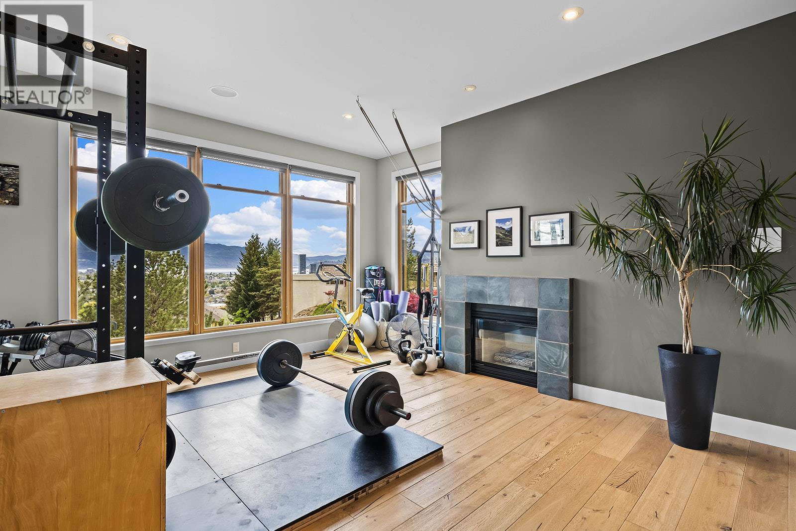  837 Mount Royal Drive, Kelowna