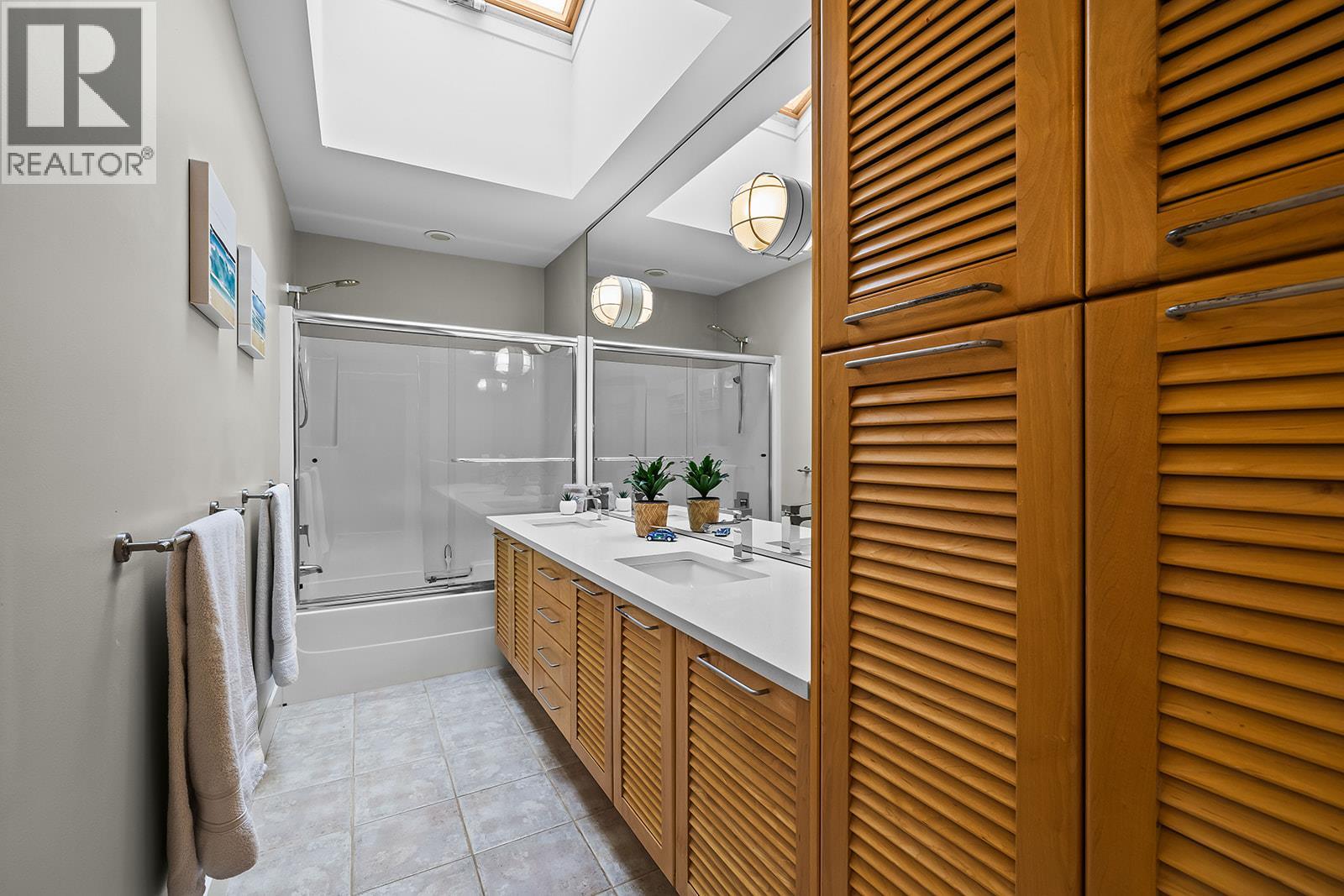  837 Mount Royal Drive, Kelowna