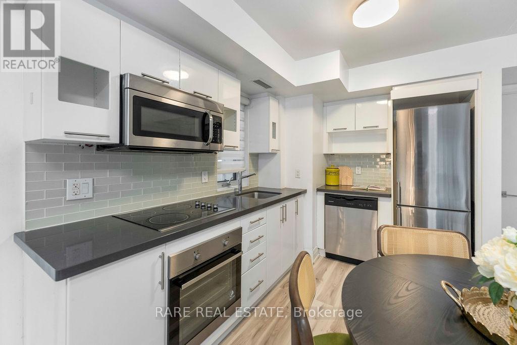 #E112 555 WILSON AVENUE - 6