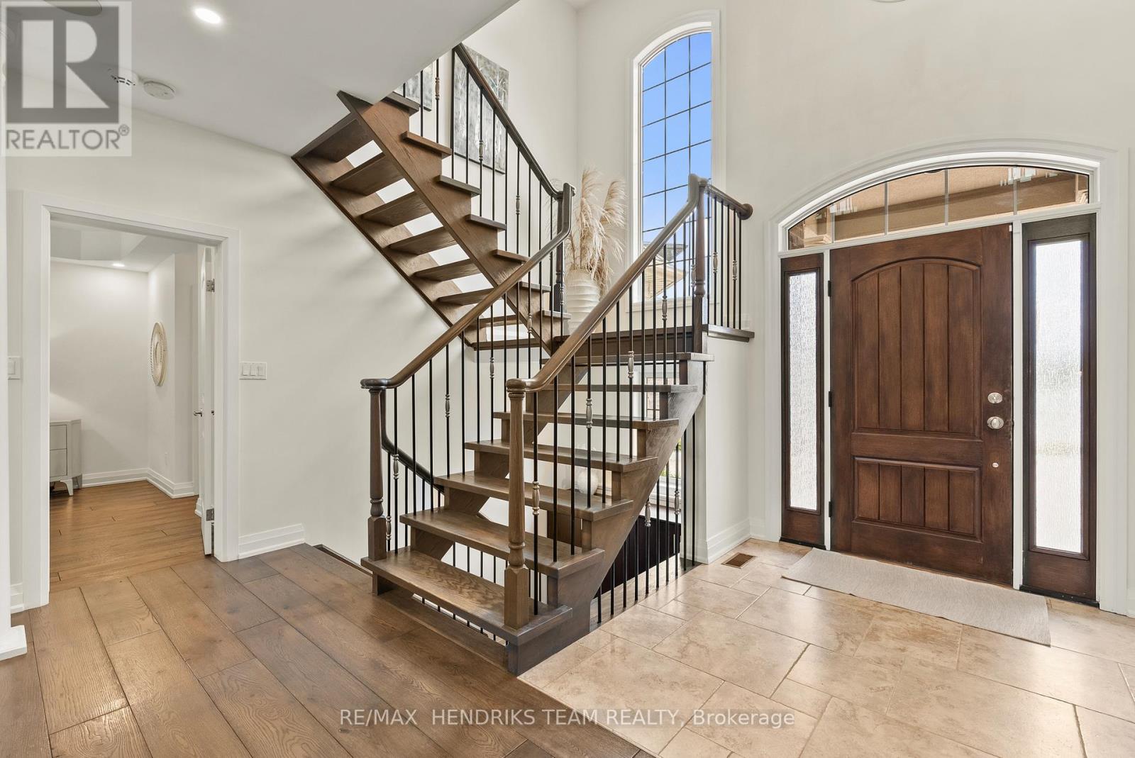13 MCLEAN COURT - 23