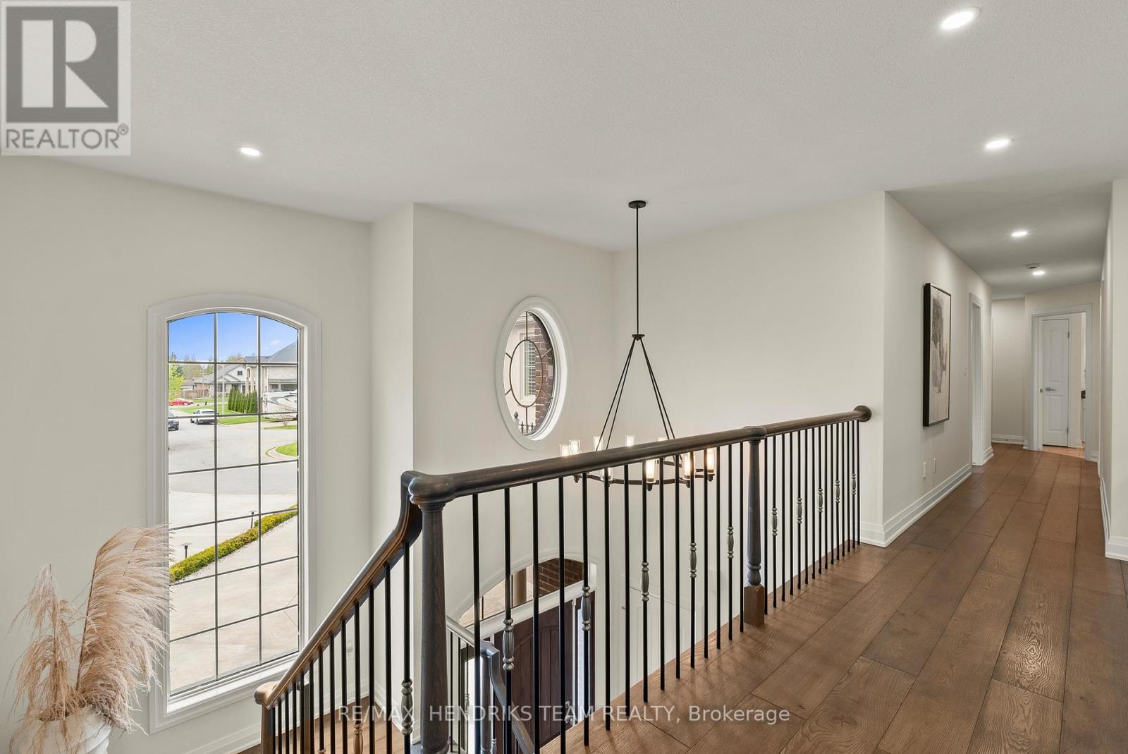 13 MCLEAN COURT - 24