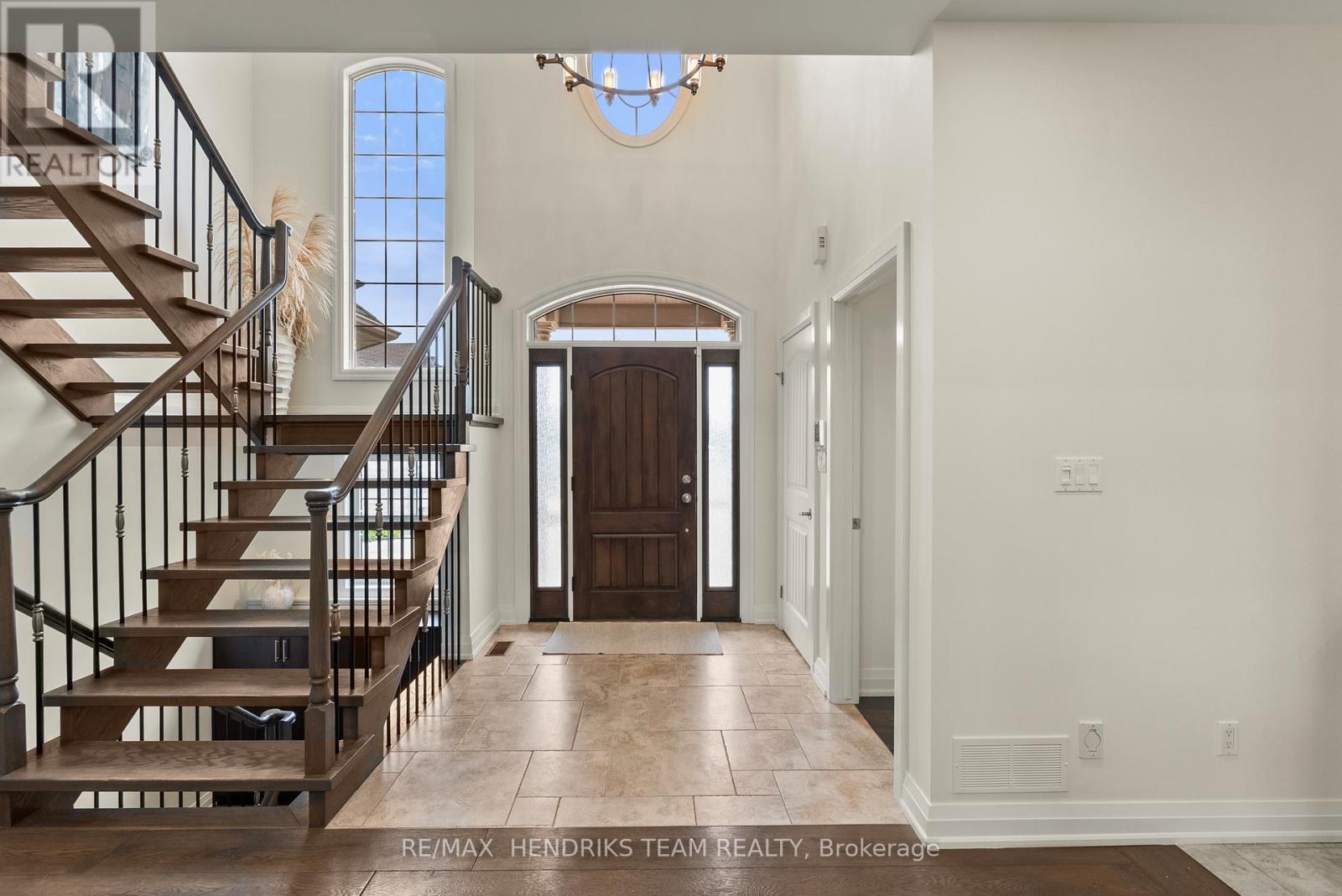 13 MCLEAN COURT - 4