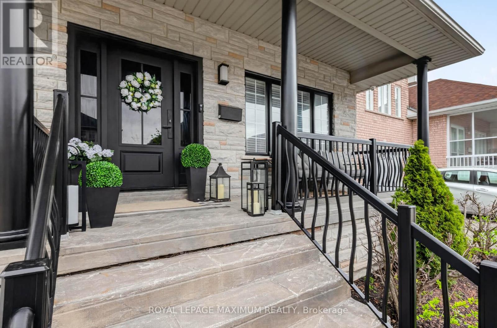 3 AMALFI COURT - 2