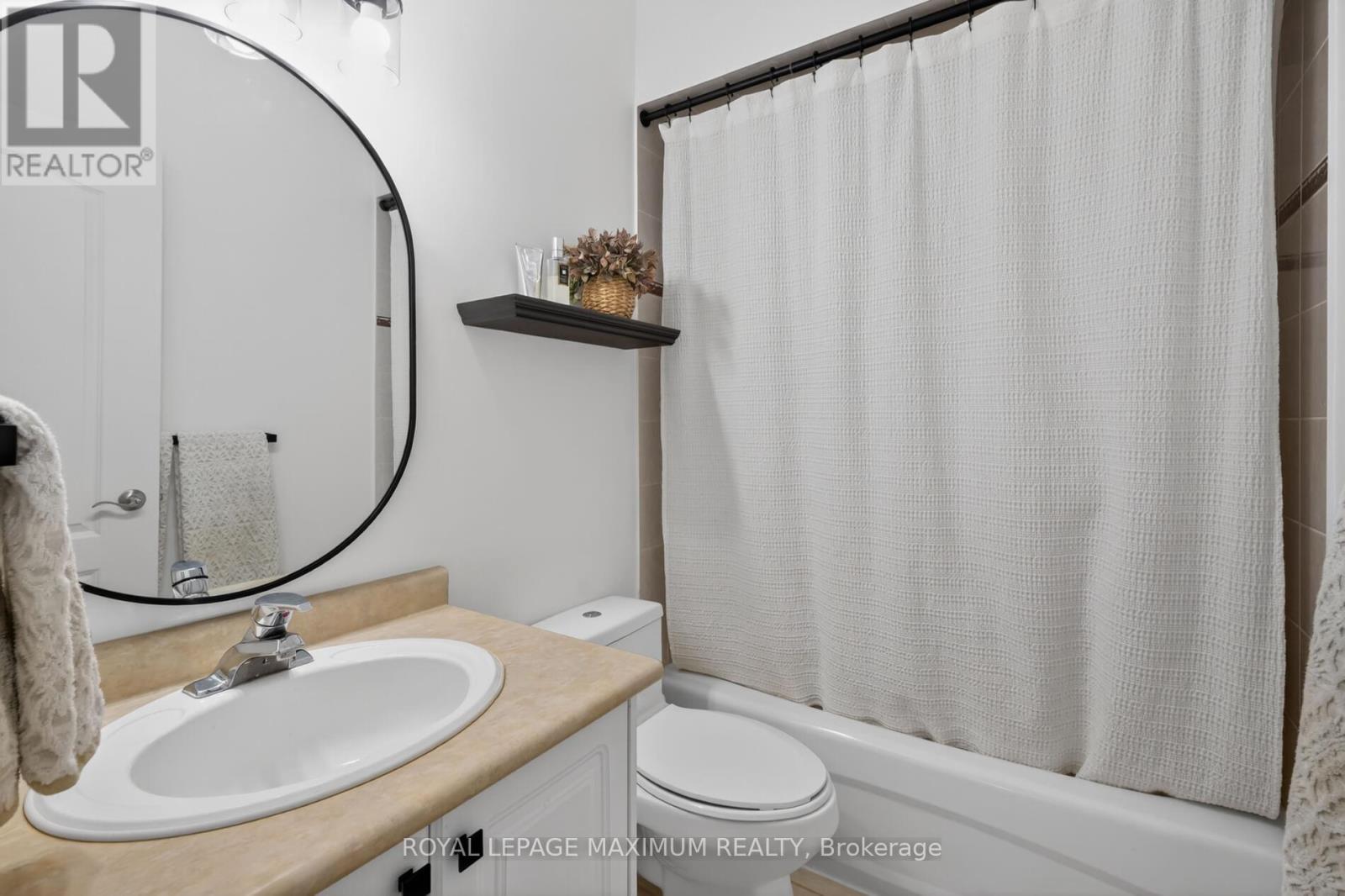 3 AMALFI COURT - 20
