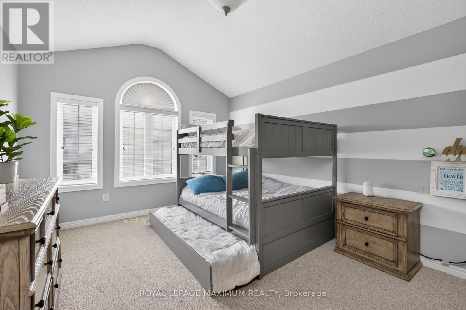 3 AMALFI COURT - 21