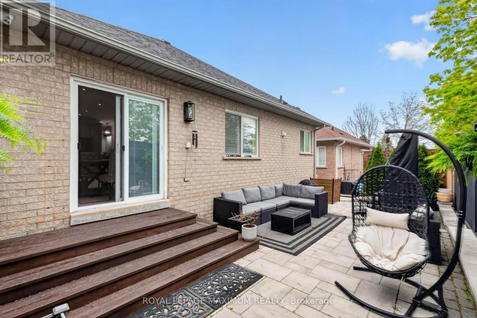 3 AMALFI COURT - 33