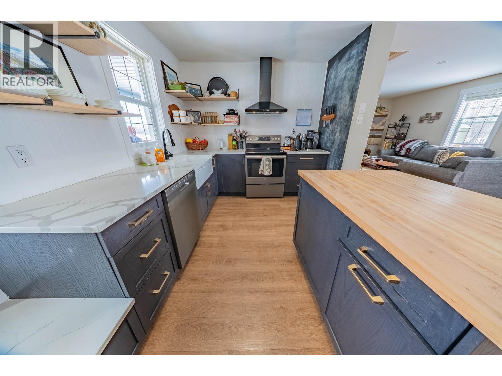 5091 242 ROAD - 16