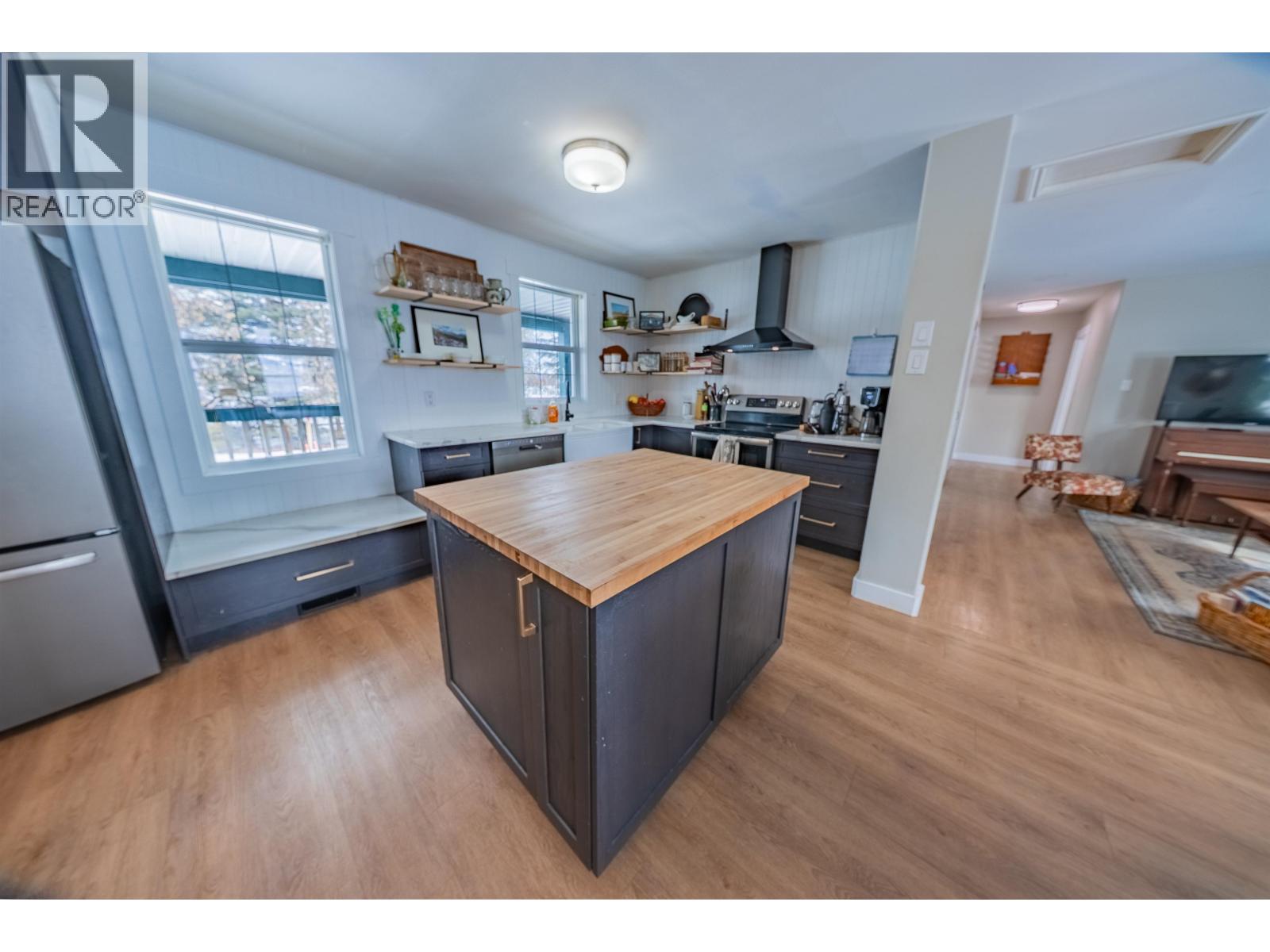 5091 242 ROAD - 15