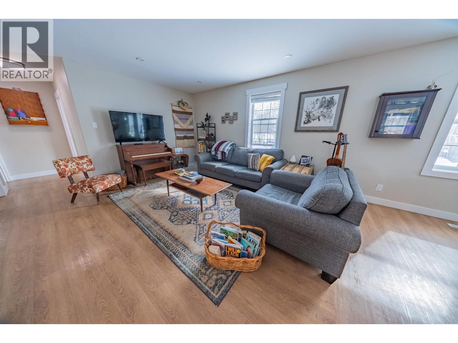5091 242 ROAD - 10