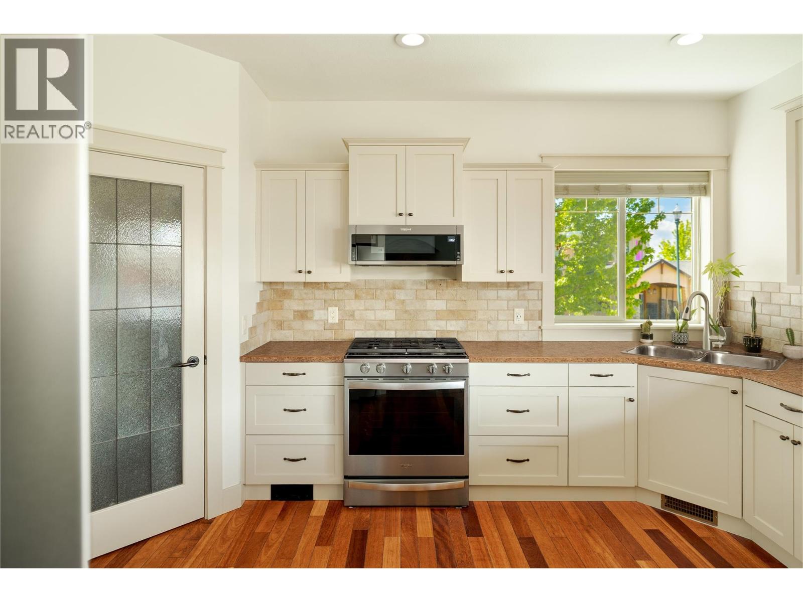 5532 Farron Place - 7
