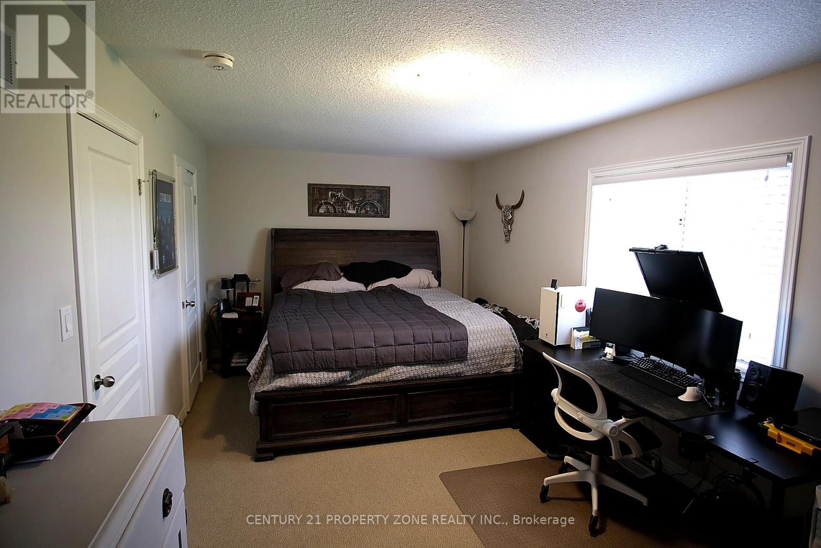 #12 60 CANTERBURY DRIVE - 17