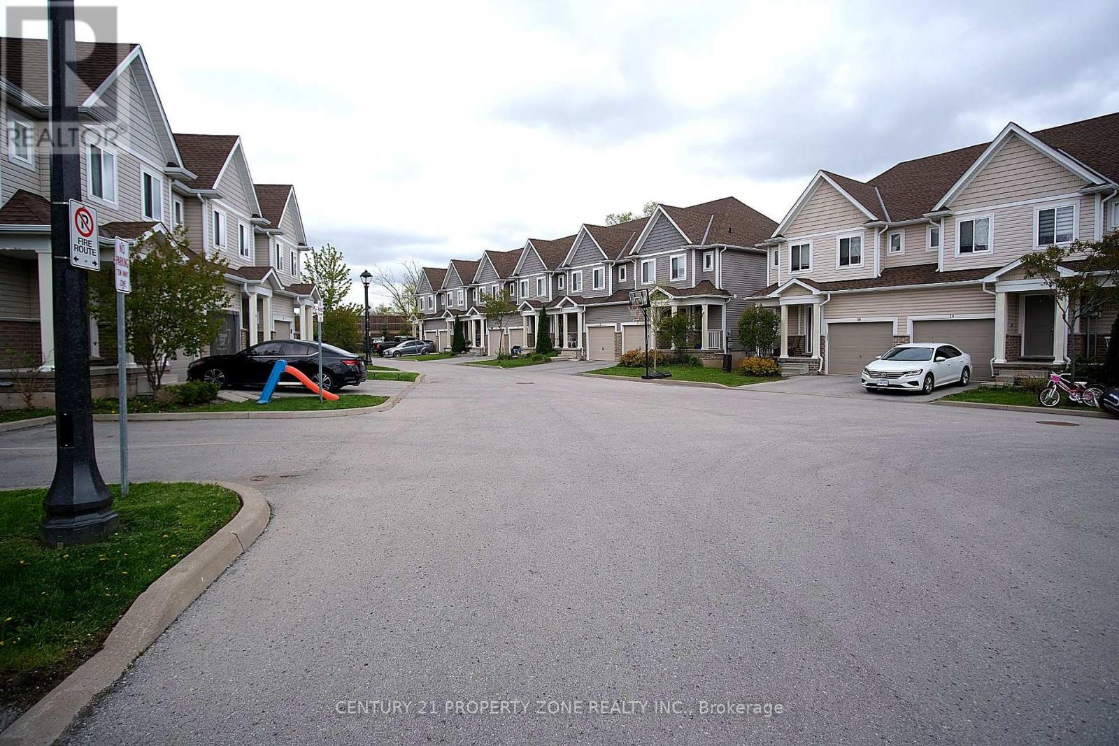 #12 60 CANTERBURY DRIVE - 22