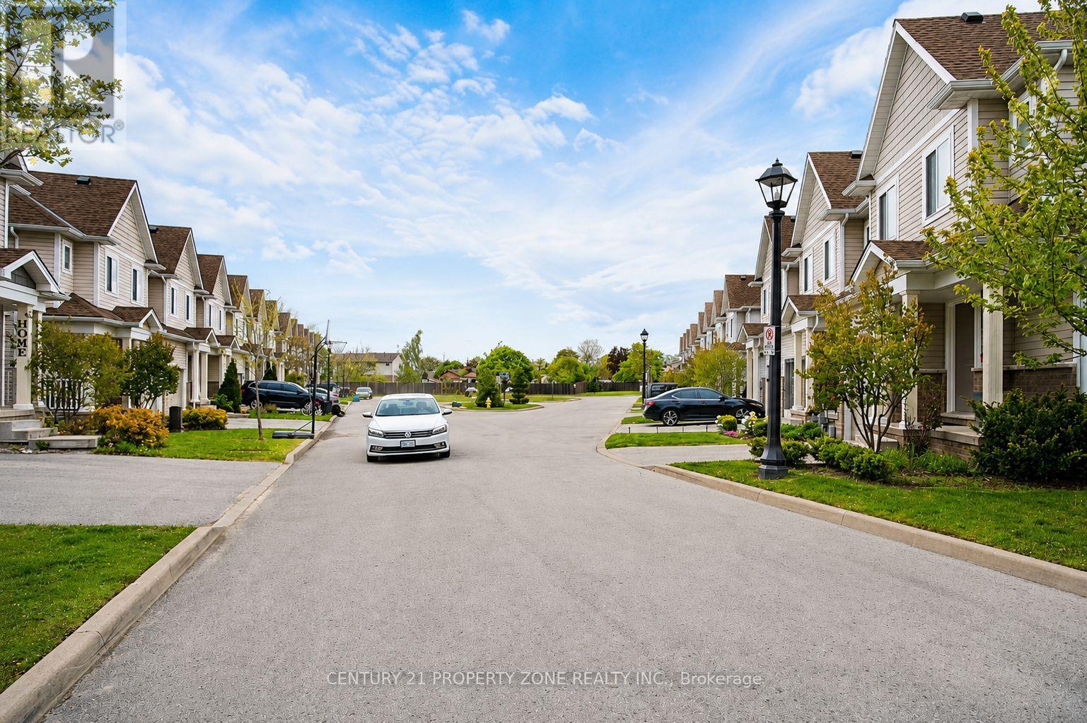 #12 60 CANTERBURY DRIVE - 24
