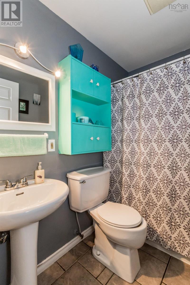 Property 32 of 49 of 167 Mee Road