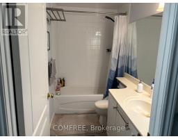 807 - 393 King Street W, Toronto, ON M5V3G8 Photo 7