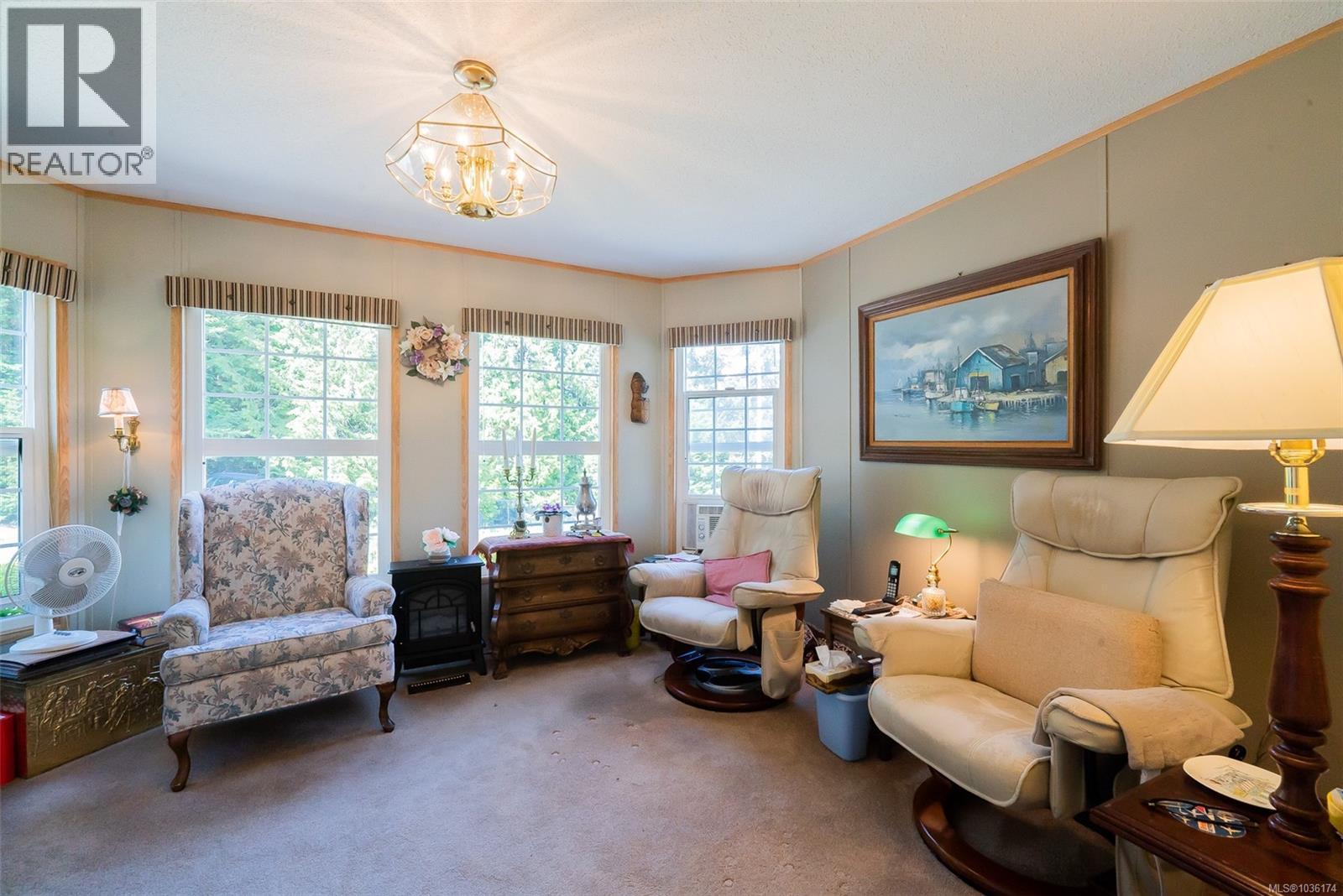 1046 Collier Cres - 14