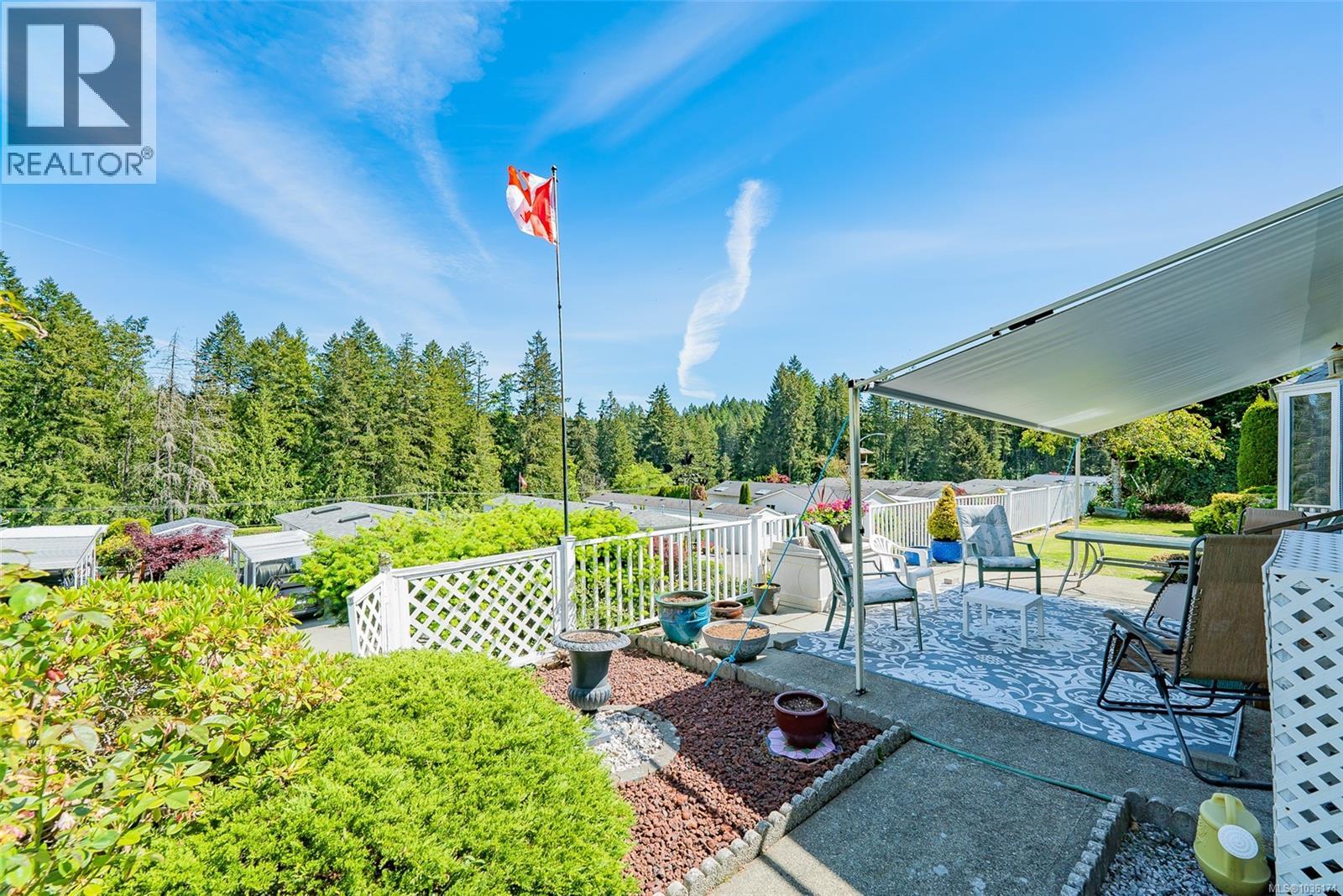 1046 Collier Cres - 22