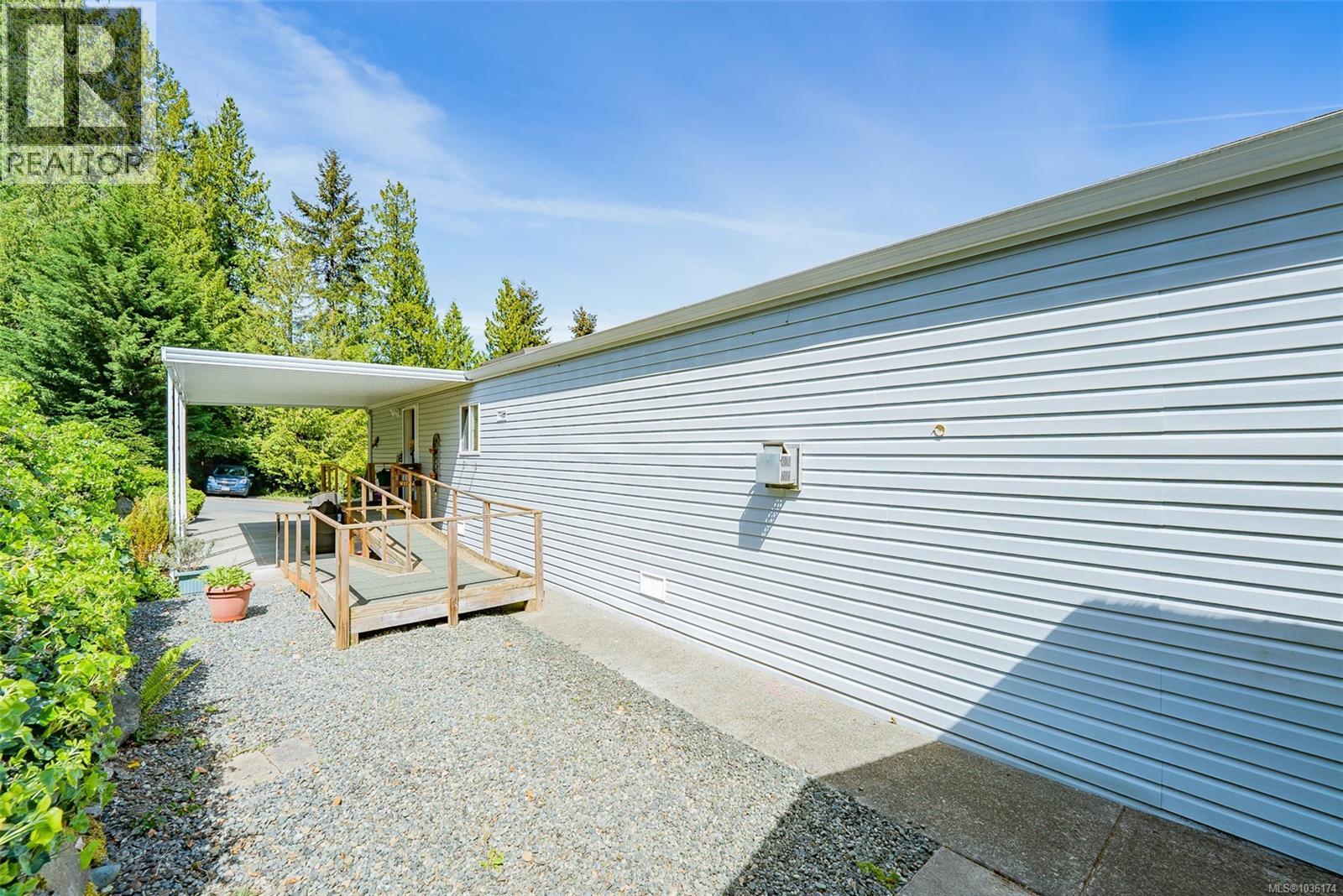 1046 Collier Cres - 31