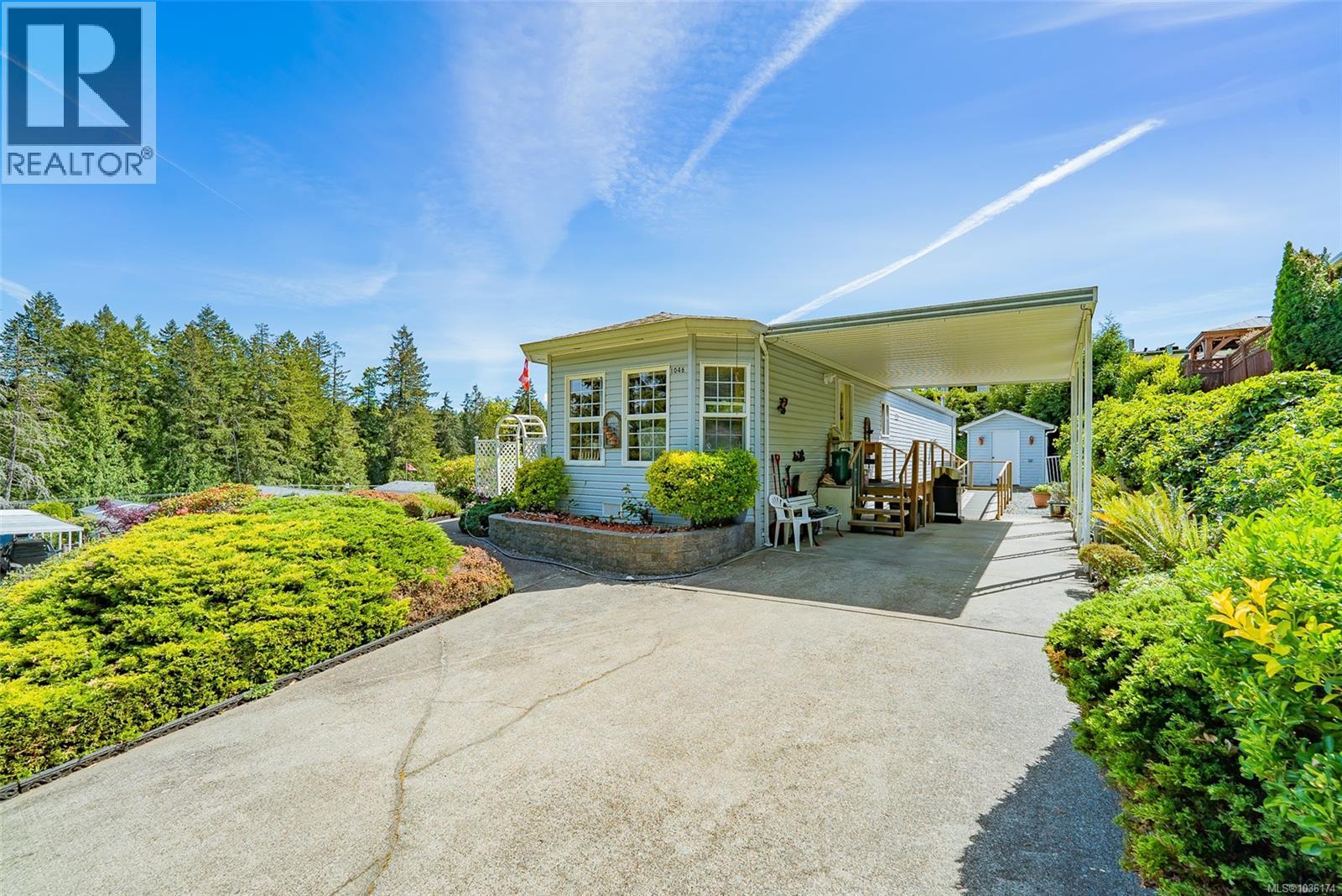 1046 Collier Cres - 32