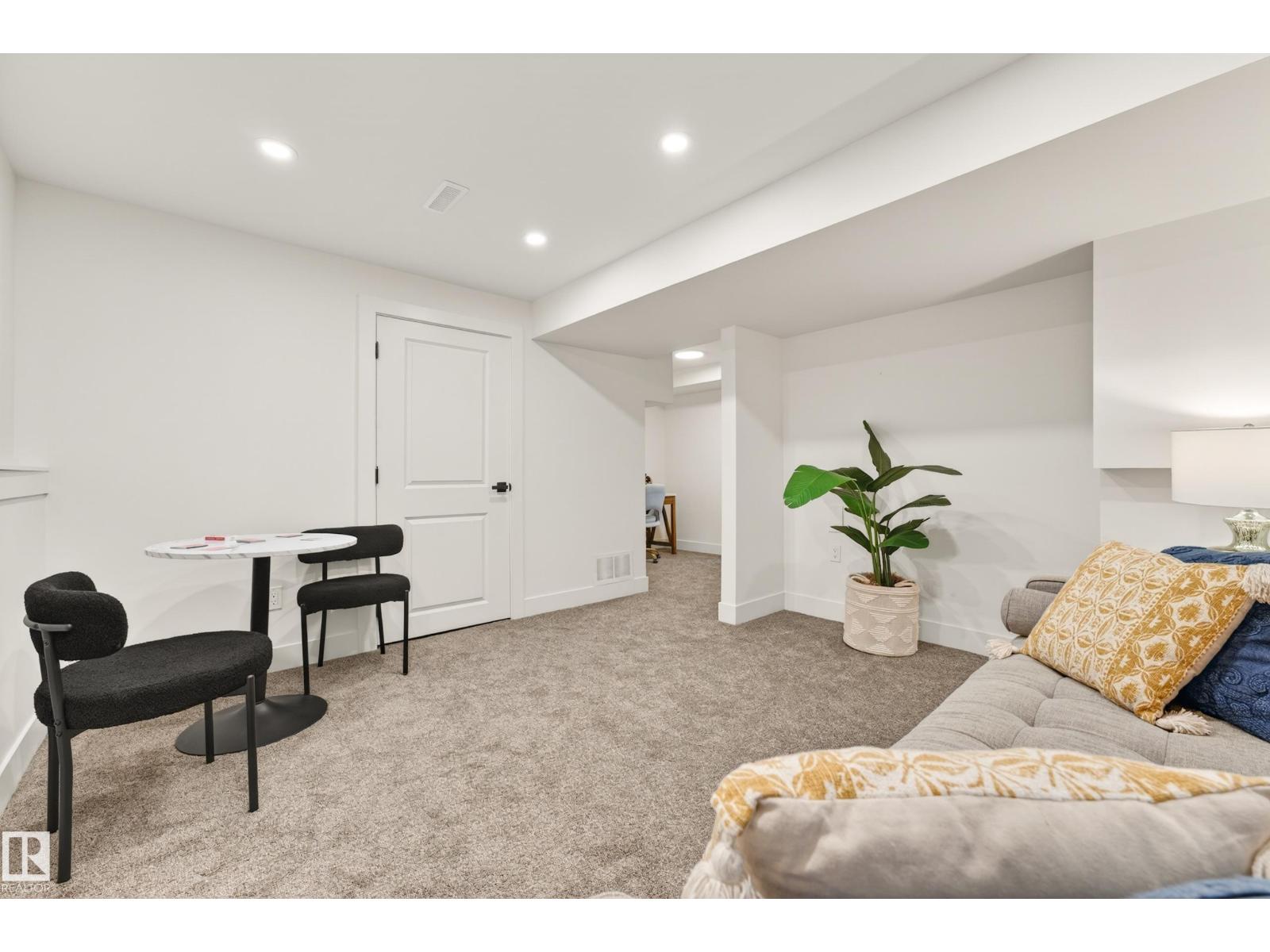 17312 108 ST NW - 35
