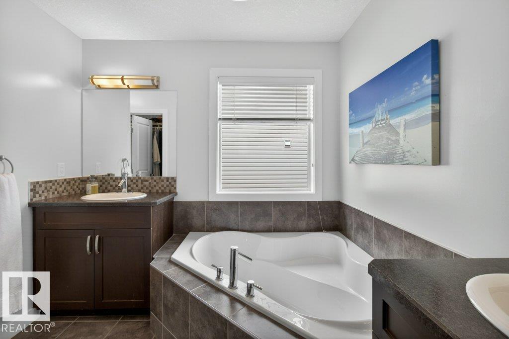 124 CAMPBELL DR, Sherwood Park