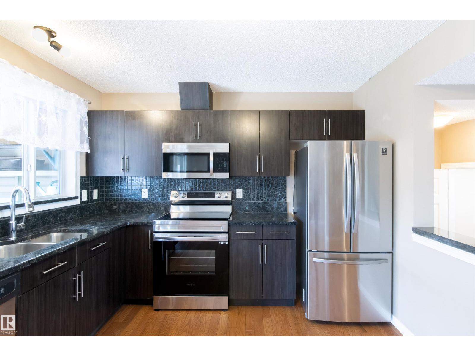 9116 SHAW WY SW - 8