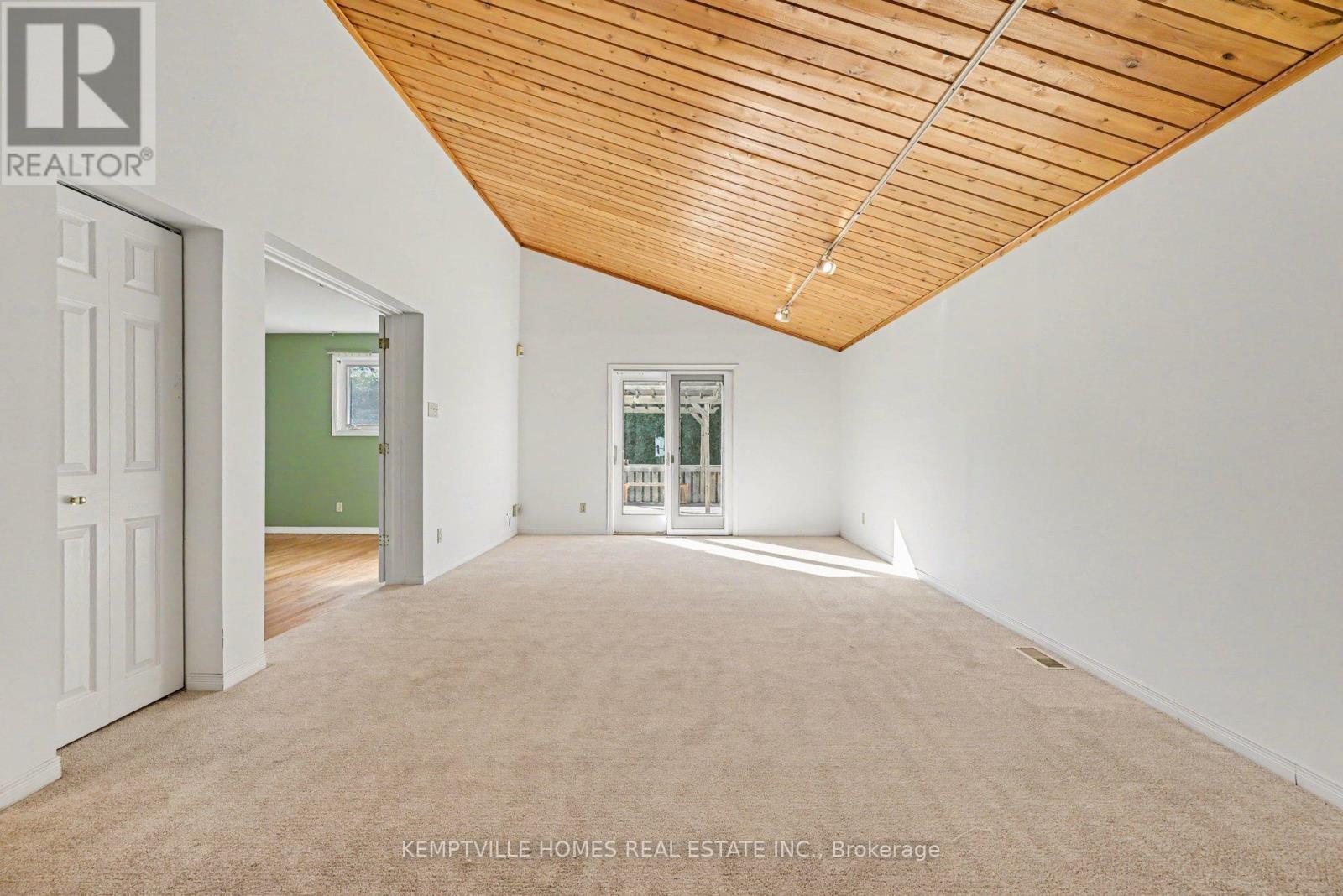 182 ABBOTSFORD ROAD - 20