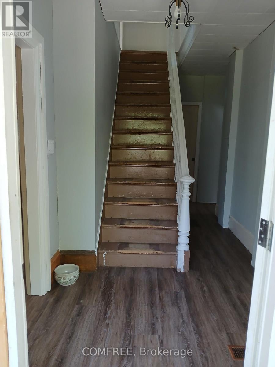 2 MILLER STREET - 4