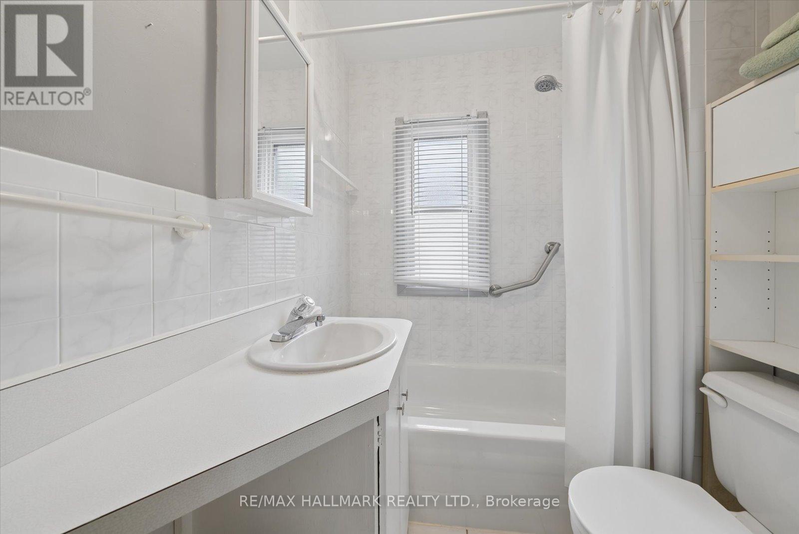 51 BERTHA AVENUE - 22