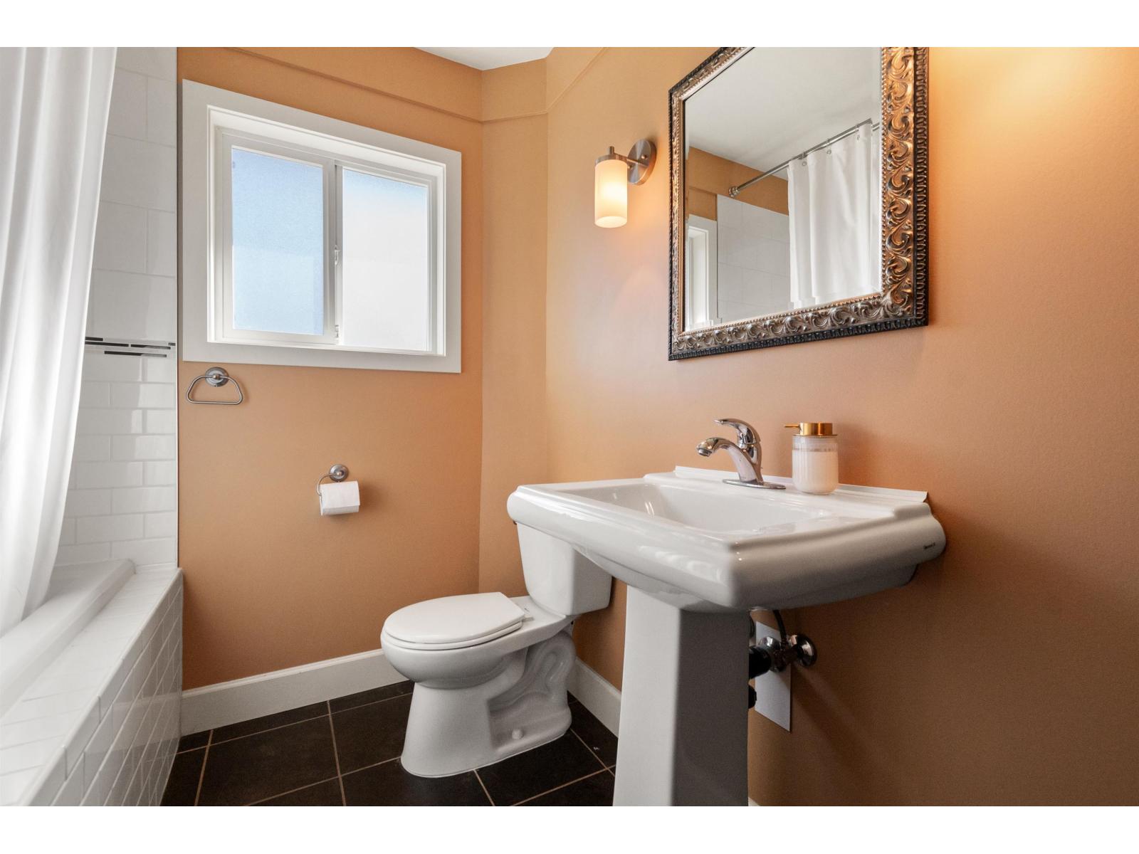 1732 AGASSIZ AVENUE, Agassiz, Agassiz
