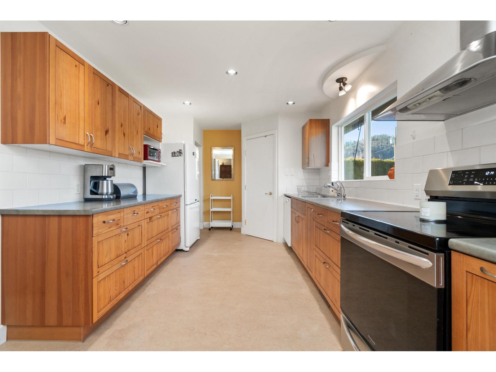 1732 AGASSIZ AVENUE, Agassiz, Agassiz