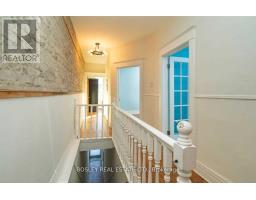 Upper - 2994 Dundas Street W, Toronto, ON M6P1Z3 Photo 12