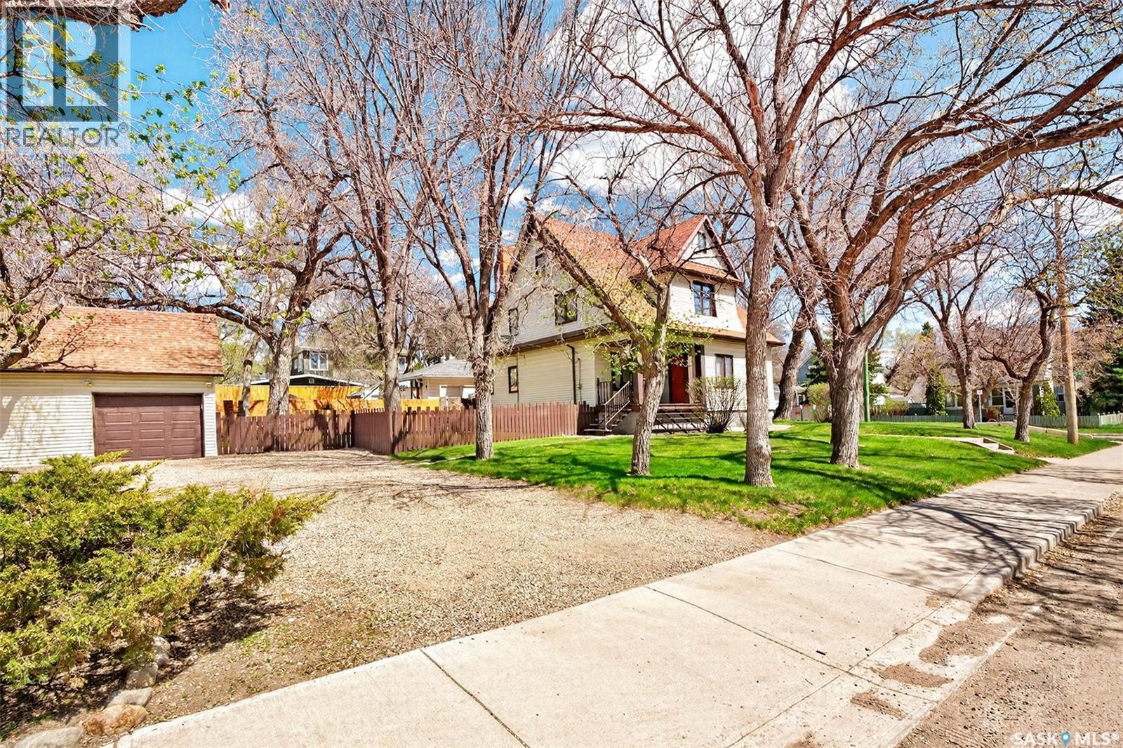 1108 Redland AVENUE - 2